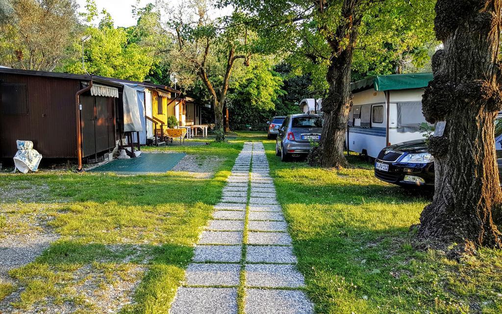 Camping Pilzone Iseo Eksteriør bilde